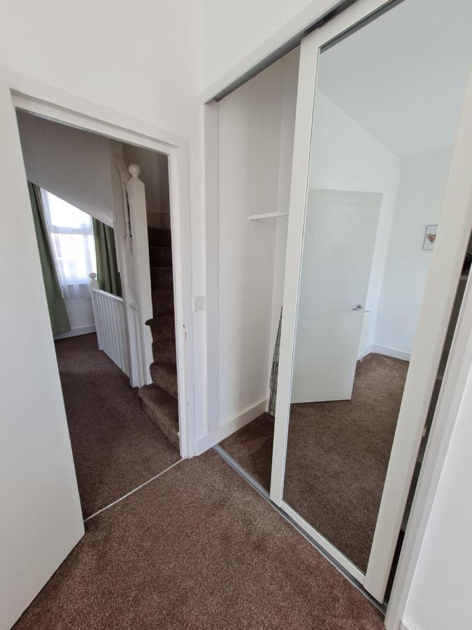 H.V Apartments Шеффілд Екстер'єр фото